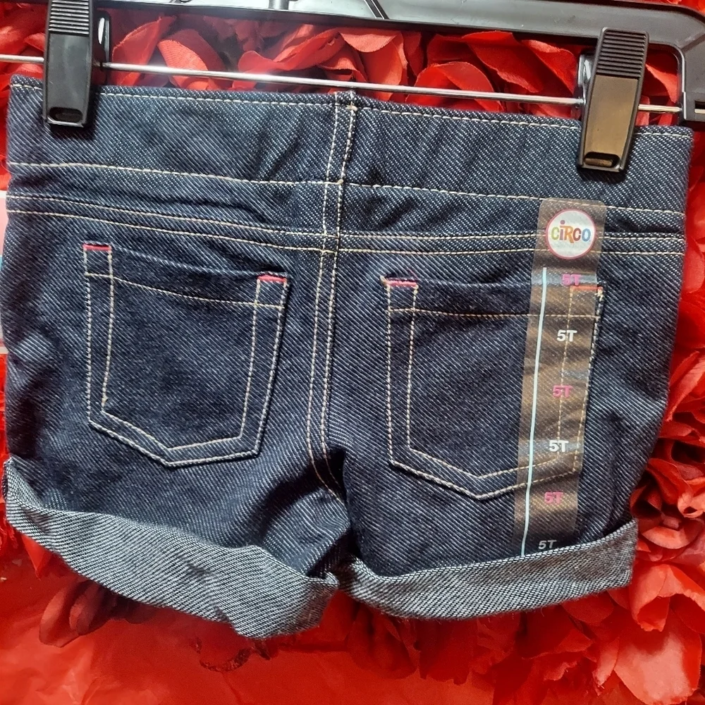 Circo NWT Toddler Size 5 T Shorts